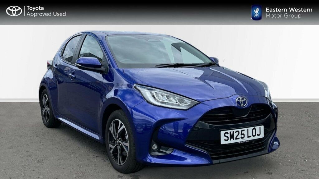 Toyota Yaris 1.5 Vvt-h Design E-cvt Euro 6 Ss Blue