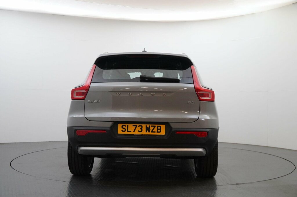 Volvo XC40 2.0 B3 Mhev Core Dct Euro 6 Ss SL73WZB Grey #5