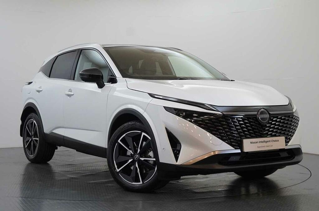 Nissan Qashqai 1.5 205 E-power Tekna With Glass Roof And Pro White