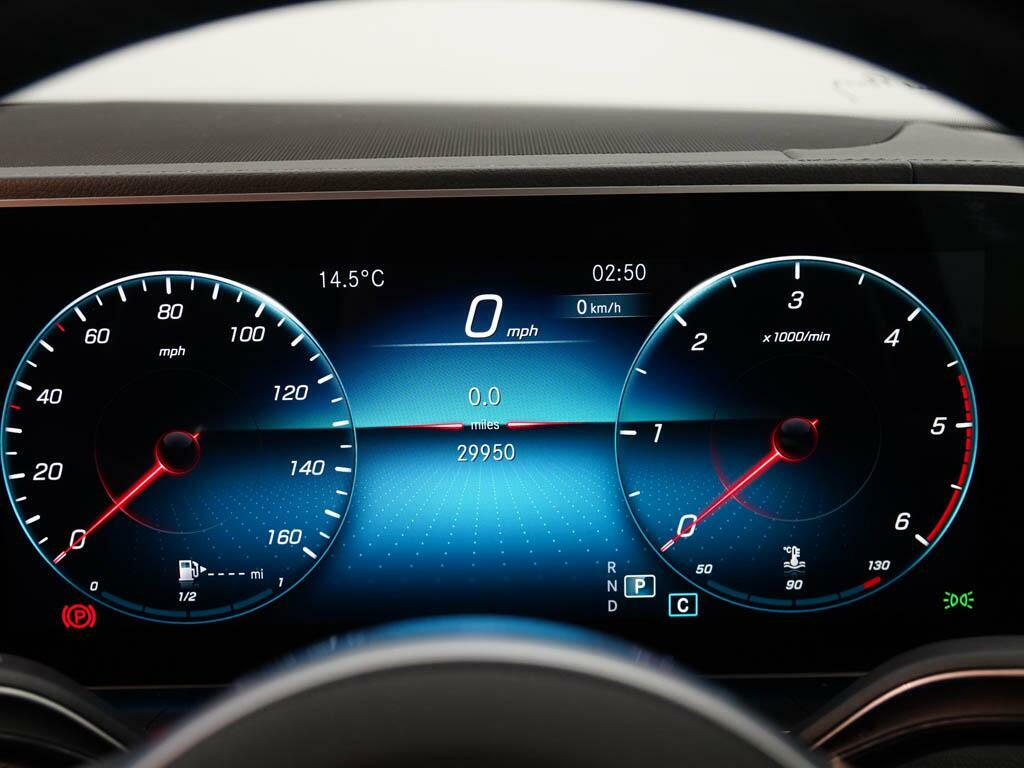 Mercedes-Benz GLE Class Gle 400 D 4Matic Amg Line Premium 7 Seats ST72PCF White #4