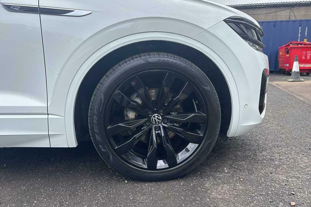 Volkswagen Touareg 3.0 V6 Tdi 4Motion Black Edition Tip White #5