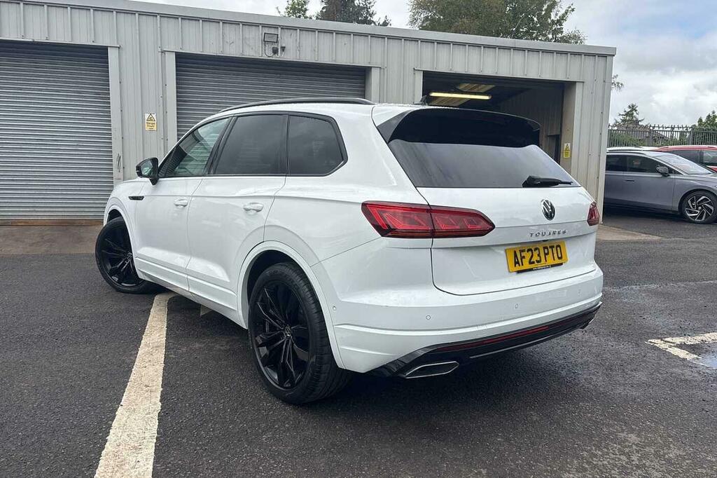 Volkswagen Touareg 3.0 V6 Tdi 4Motion Black Edition Tip White #3