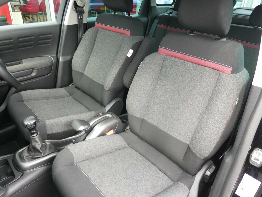Citroen C3 Aircross 1.2 Puretech C-series Euro 6 Ss SM21FLZ Black #4