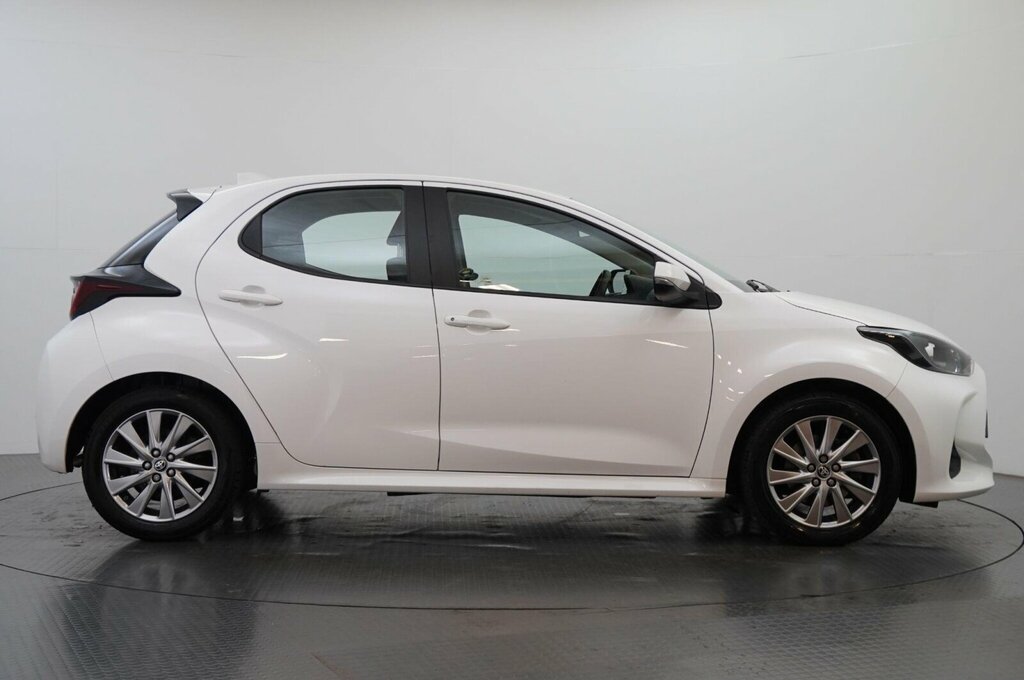 Toyota Yaris 1.5 Vvt-h Icon E-cvt Euro 6 Ss SK23KLP White #6