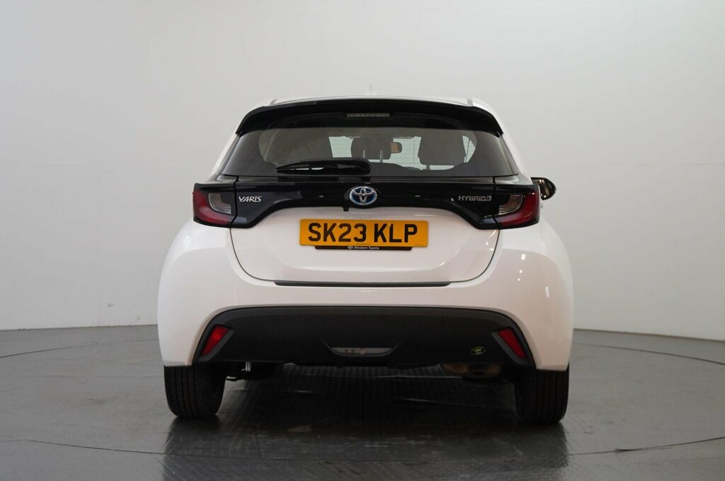 Toyota Yaris 1.5 Vvt-h Icon E-cvt Euro 6 Ss SK23KLP White #5