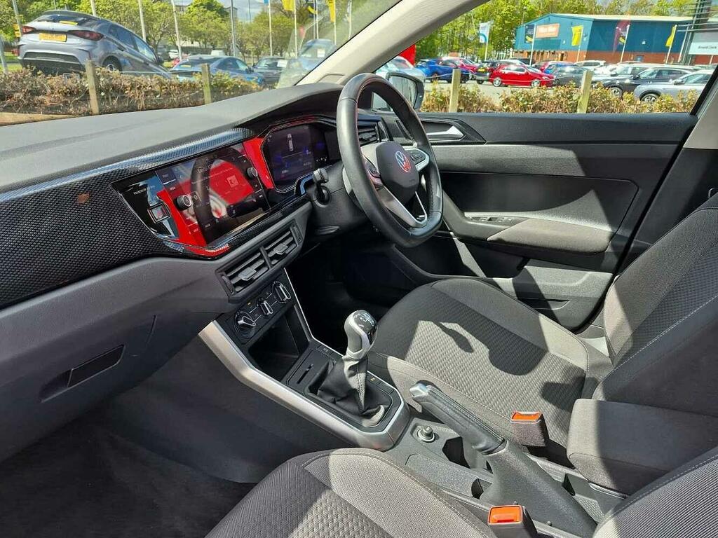 Volkswagen Polo Life 1.0 Tsi 95Ps 5-Speed SM22THN Silver #2