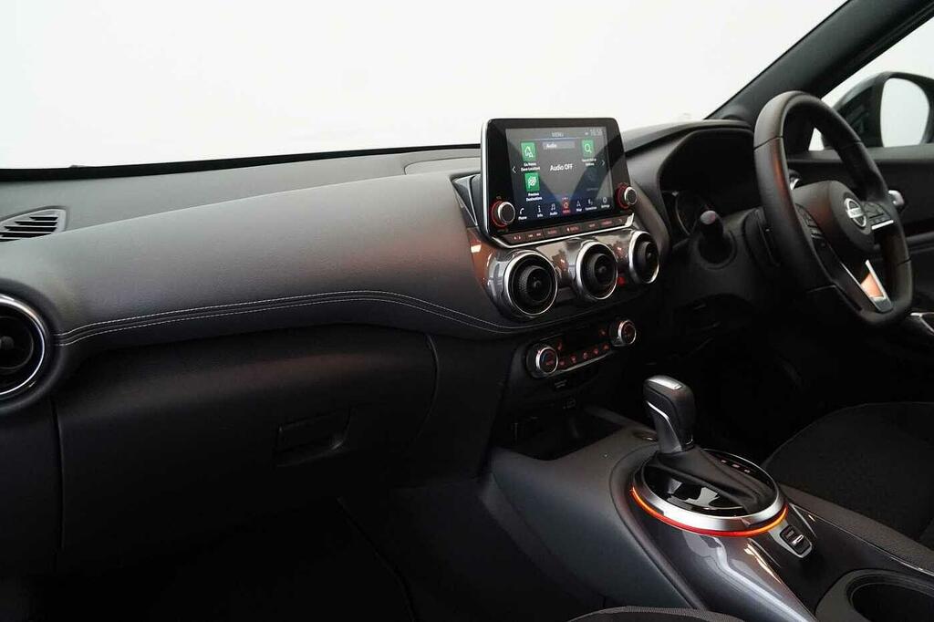 Nissan Juke 1.0 Dig-t 114 N-connecta Dct With Nav Camer SR21VHD White #2