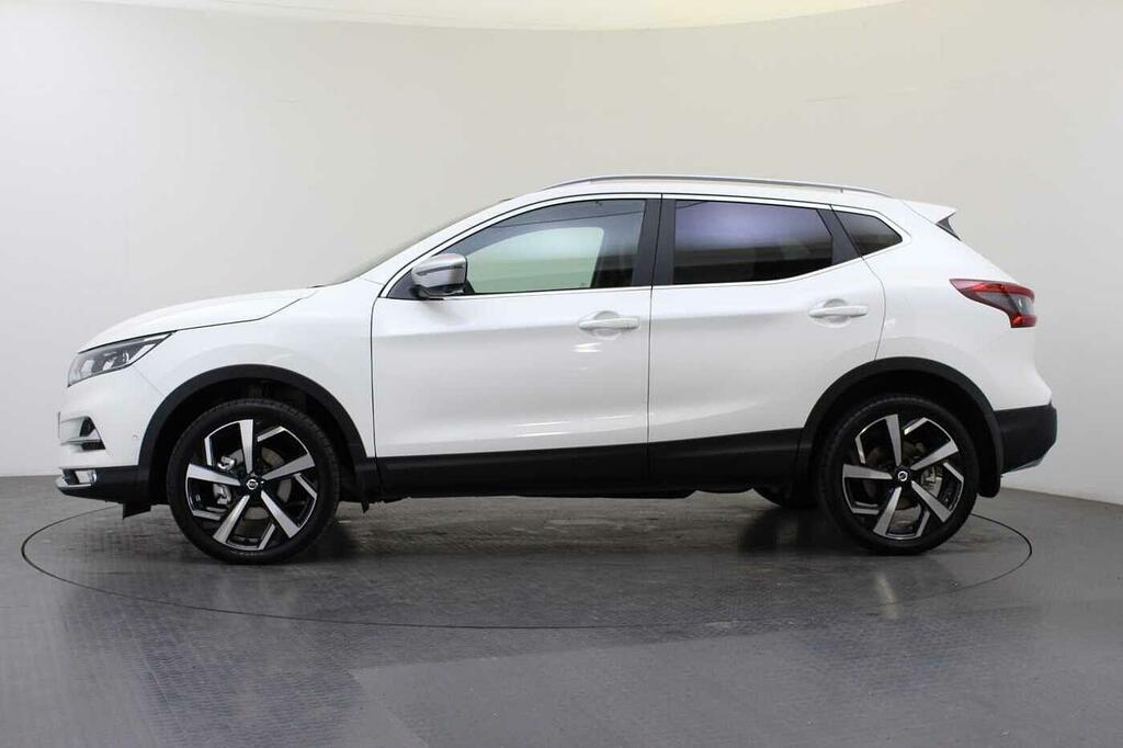 Nissan Qashqai 1.6 Dci 130 2Wd Pilot One Edition X-tronic Wi White #4
