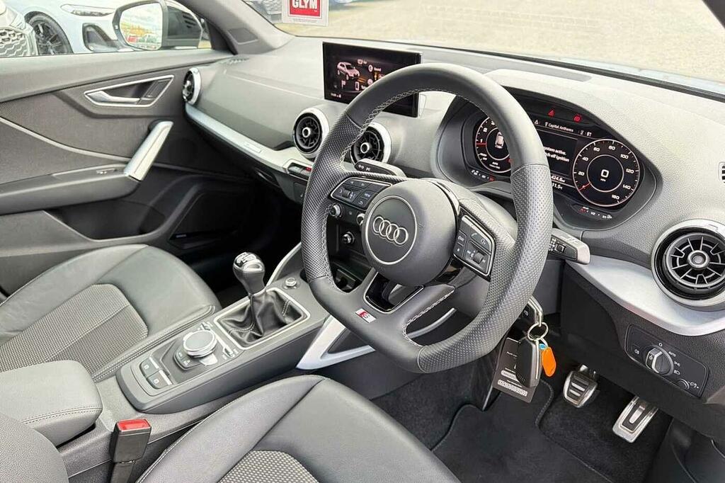 Audi Q2 Black Edition 35 Tfsi 150 Ps 6-Speed SM23DSV Grey #6