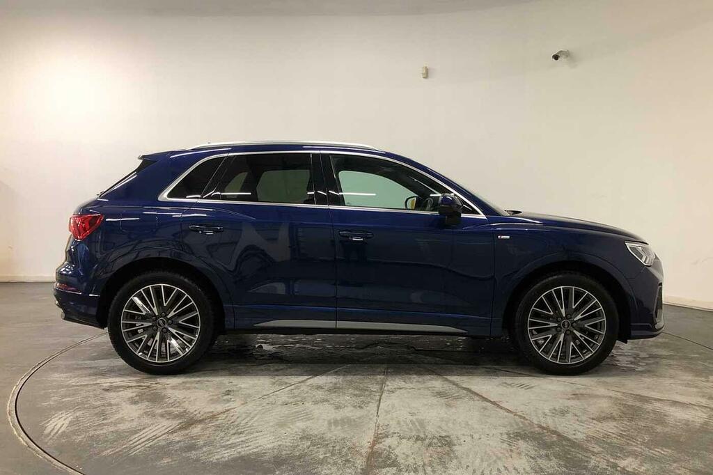 Audi Q3 S Line 35 Tfsi 150 Ps S Tronic SC22XZU Blue #4