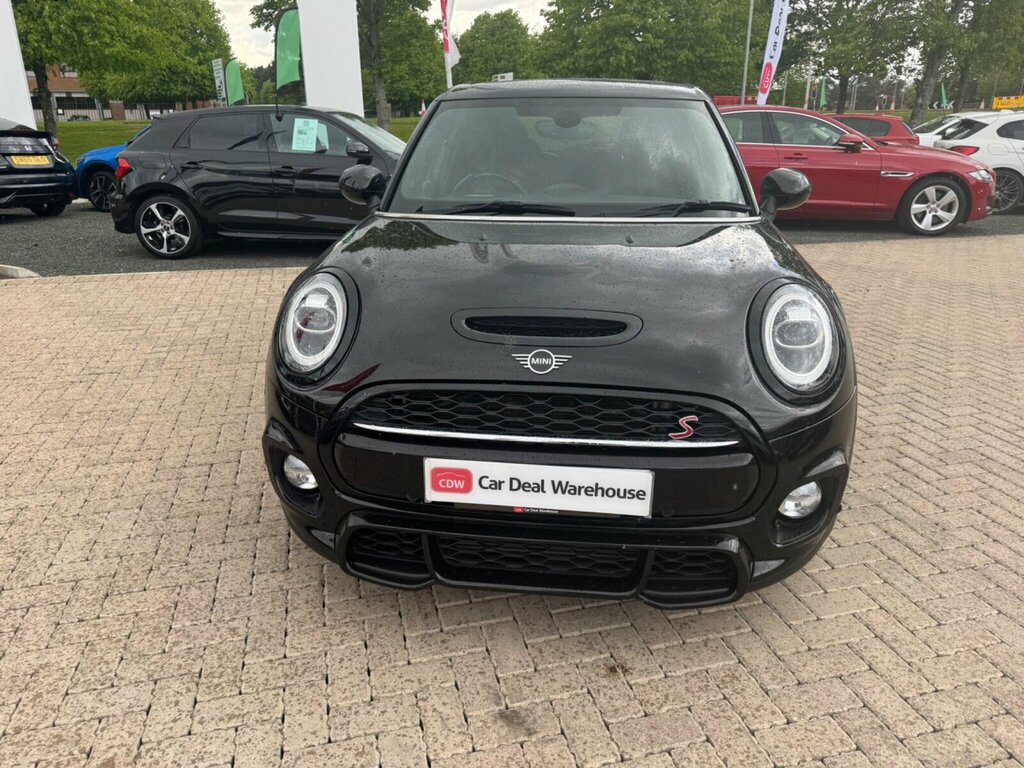 Mini Hatch 2.0 Cooper S Sport Steptronic Euro 6 Ss YE19GXC Black #2