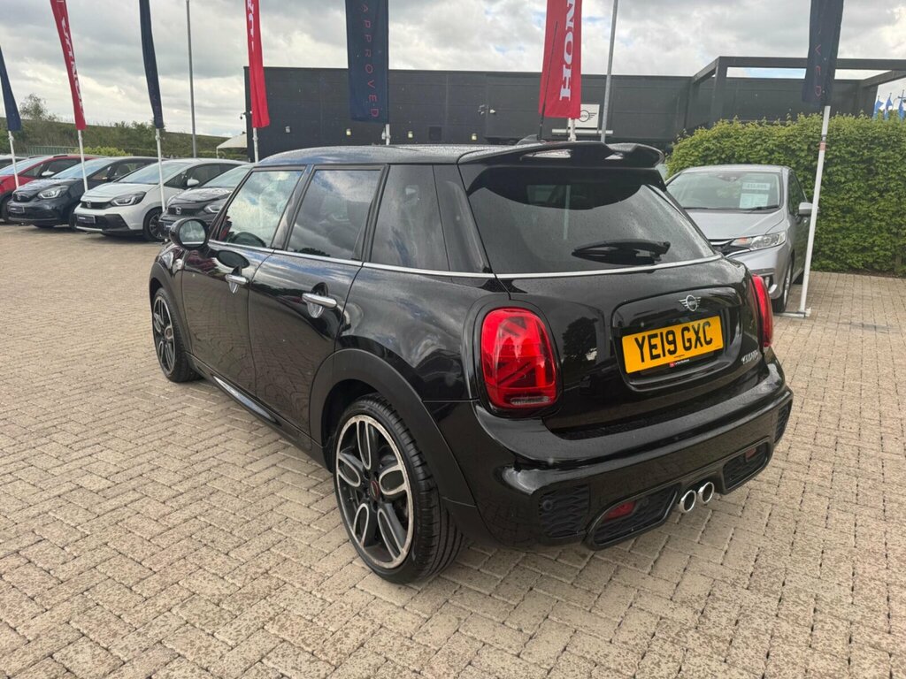 Mini Hatch 2.0 Cooper S Sport Steptronic Euro 6 Ss YE19GXC Black #4