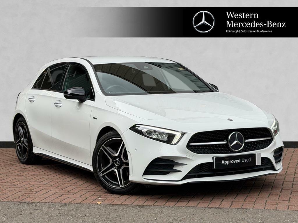 Mercedes-Benz A Class A 200 Amg Line Premium Edition White