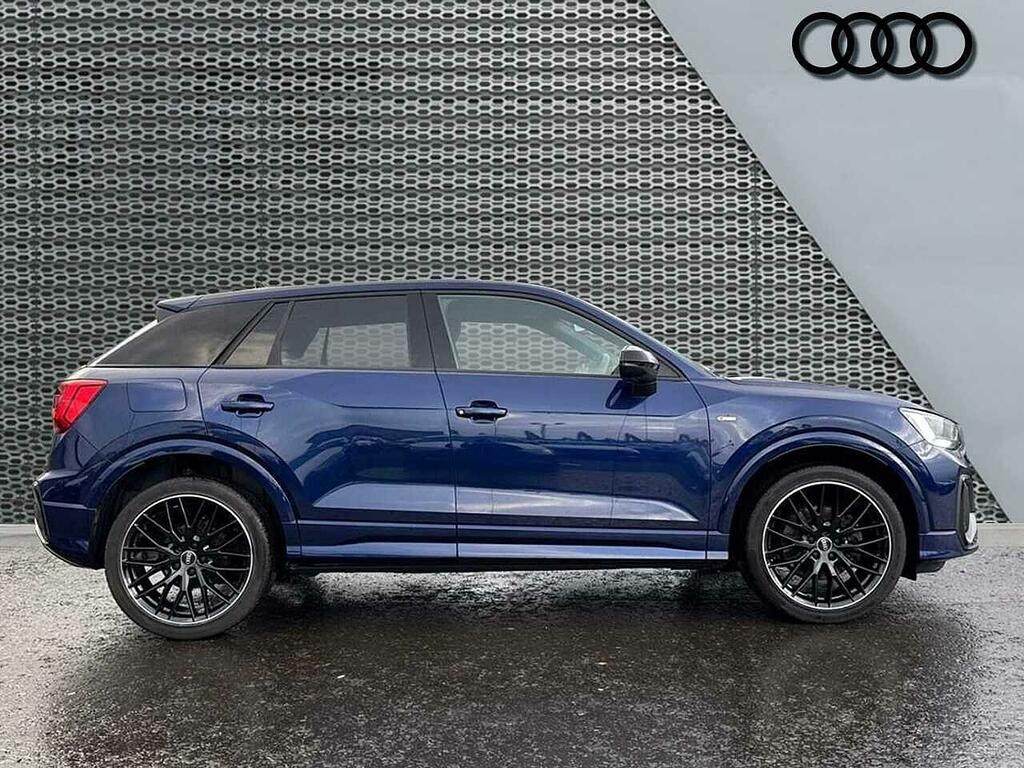 Audi Q2 Black Edition 35 Tfsi 150 Ps S Tronic Blue #4