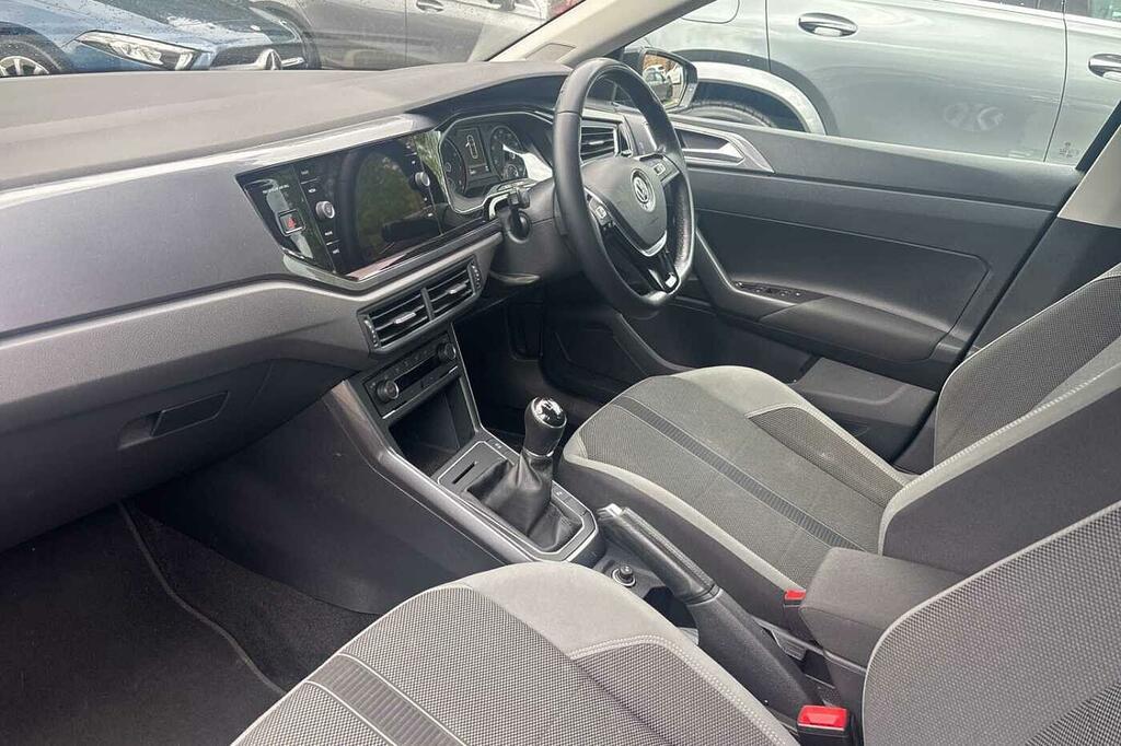 Volkswagen Polo 1.0 Tsi 115 Sel YM69WMJ Black #2