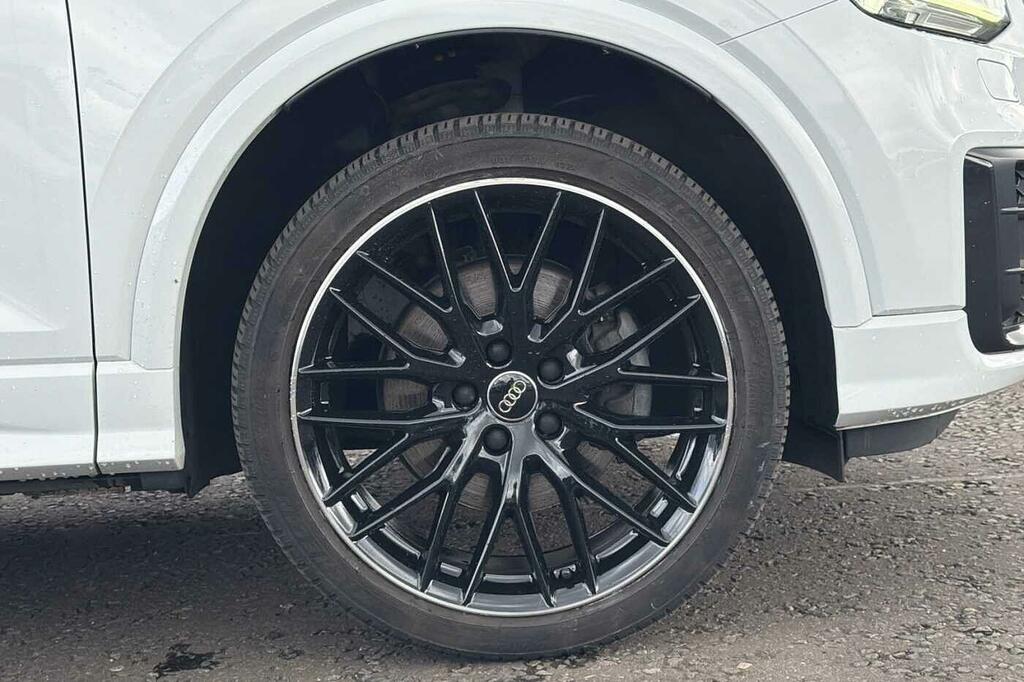 Audi Q2 Black Edition 35 Tfsi 150 Ps 6-Speed White #5