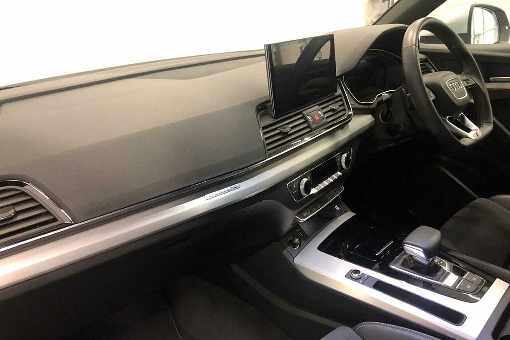 Audi Q5 S Line 40 Tdi Quattro 204 Ps S Tronic SL23UKN Silver #2