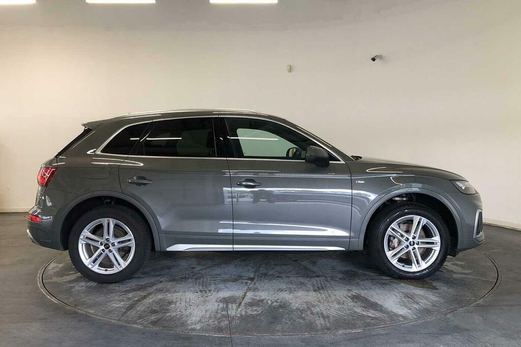 Audi Q5 My23.5 S Line 40 Tdi Quattro 204 Ps S Tronic SN73BTA Grey #4
