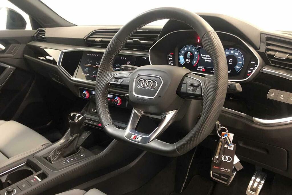 Audi Q3 Black Edition 35 Tfsi 150 Ps S Tronic SM25VHB Silver #6