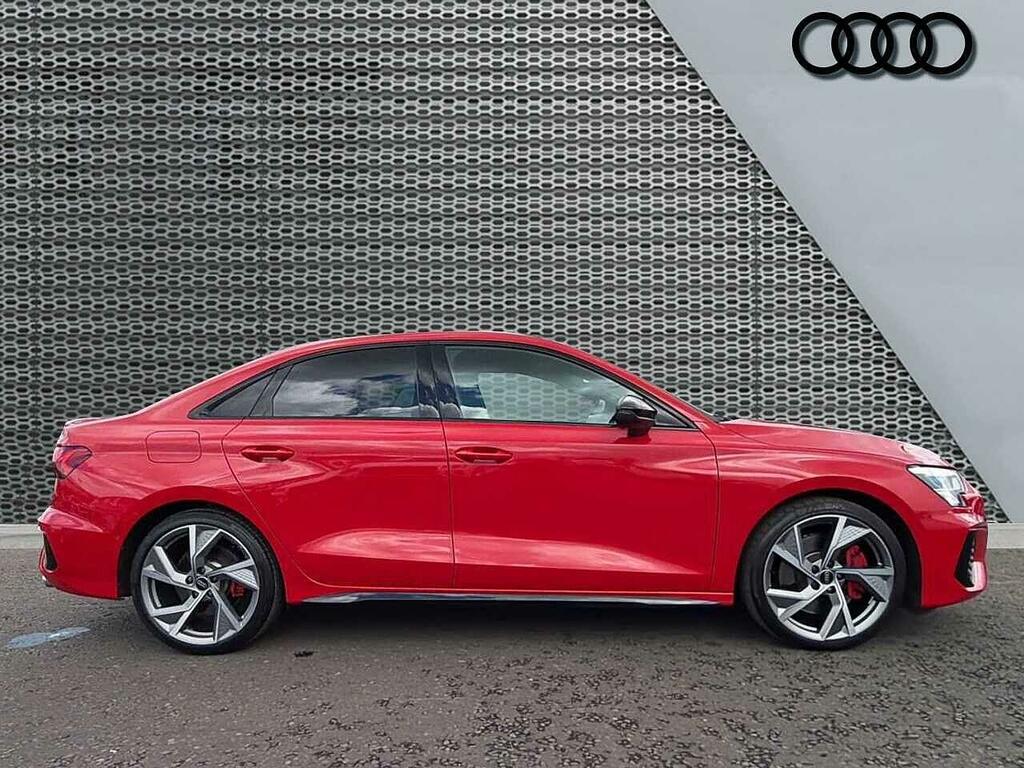 Audi A3 Black Edition Tfsi 310 Ps S Tronic SN73BRW Red #4