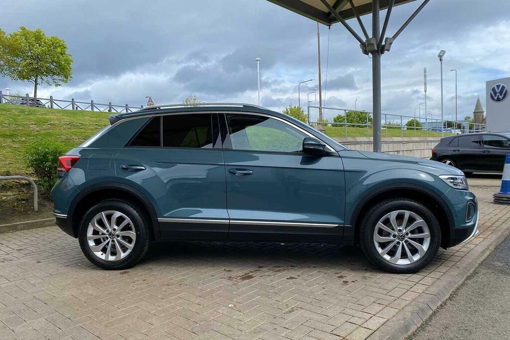 Volkswagen T-Roc 1.5 Tsi Style YS23HHB Blue #4