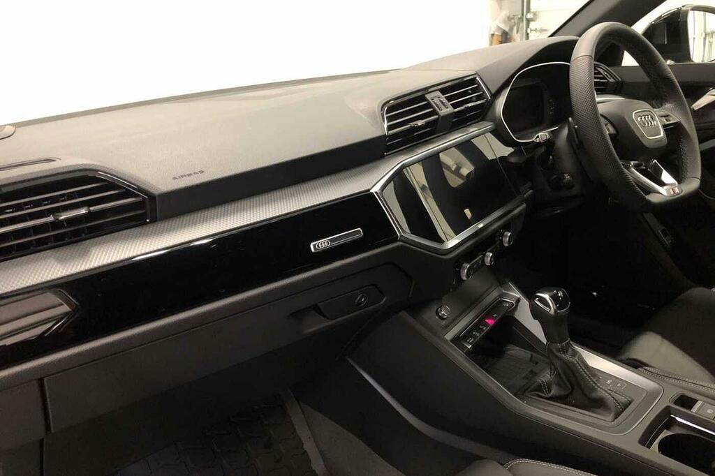 Audi Q3 Black Edition 35 Tfsi 150 Ps S Tronic SL75AWO Black #2