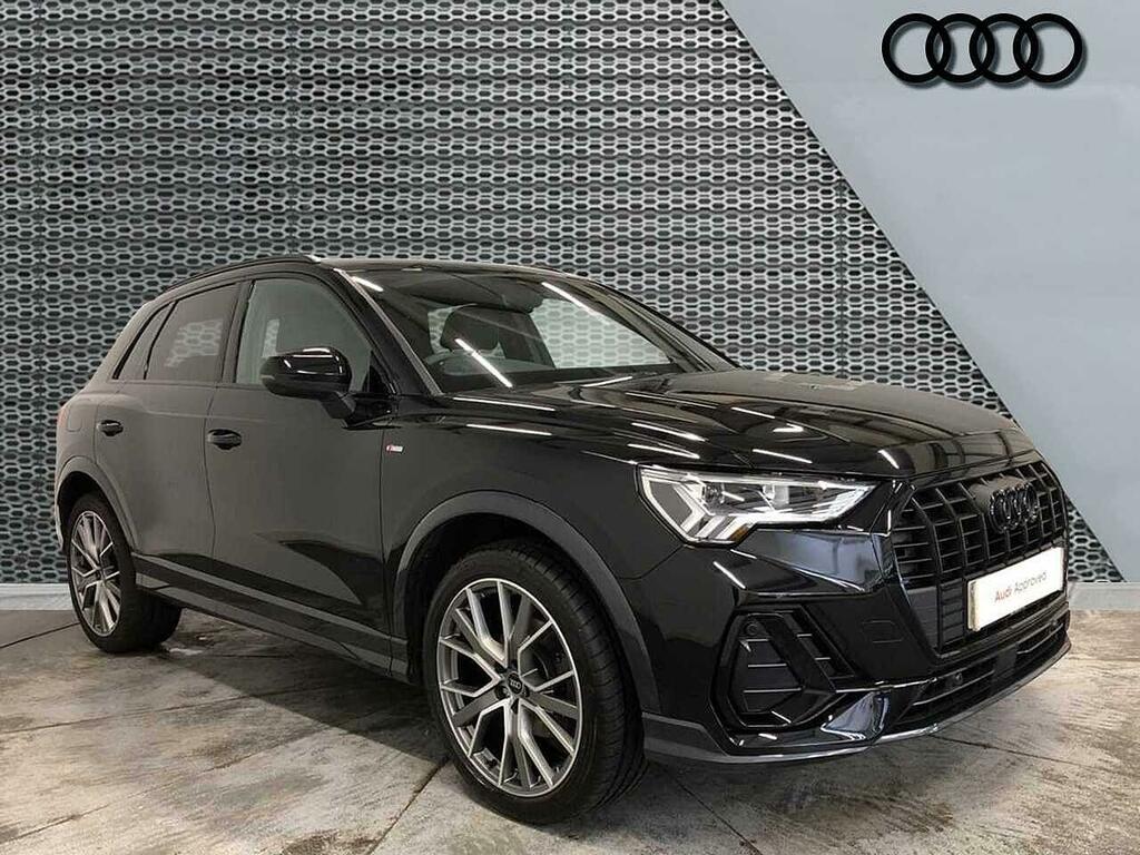 Audi Q3 Black Edition 35 Tfsi 150 Ps S Tronic Black