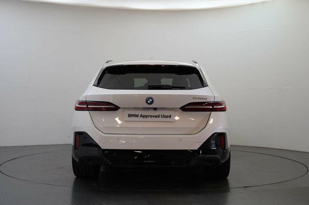 BMW 5 Series 530E M Sport Touring YH75LZL White #5