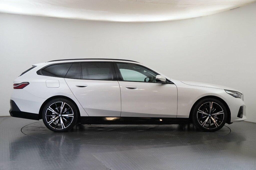 BMW 5 Series 530E M Sport Touring YH75LZL White #6