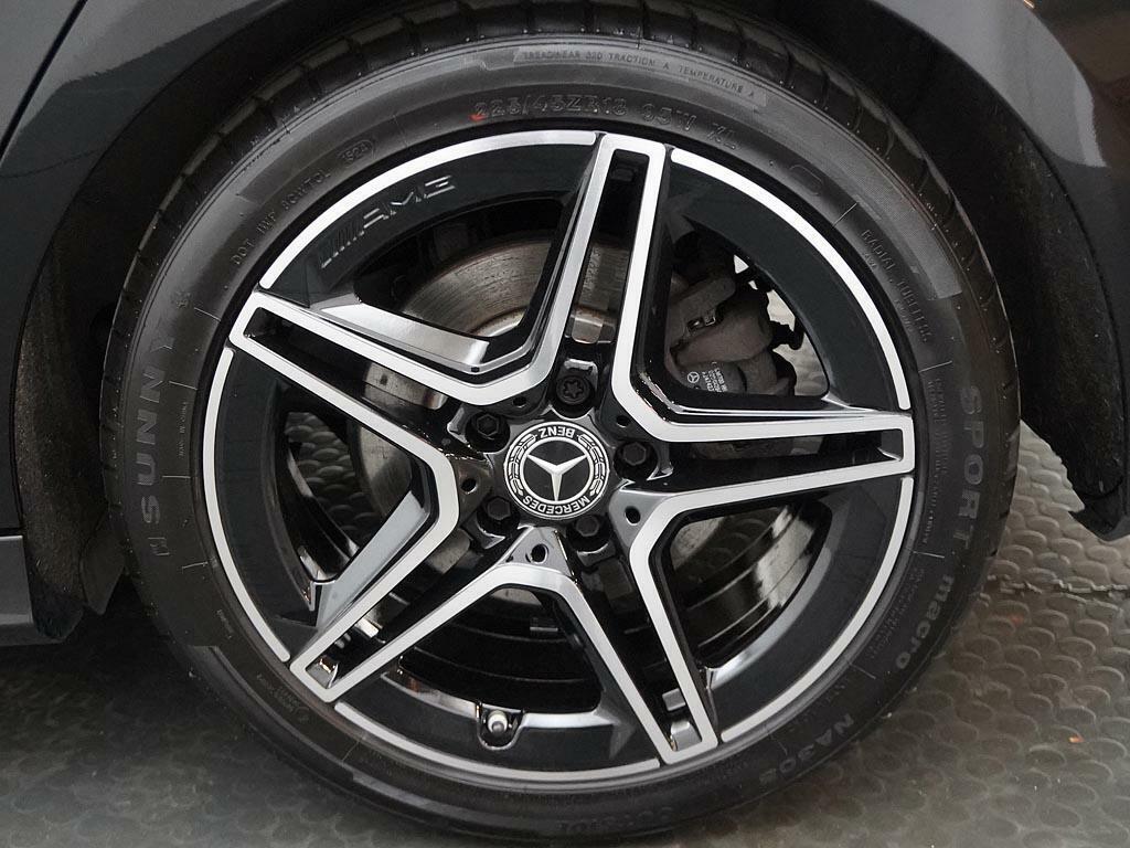 Mercedes-Benz A Class A 200 Amg Line Executive BK19YKS Black #6
