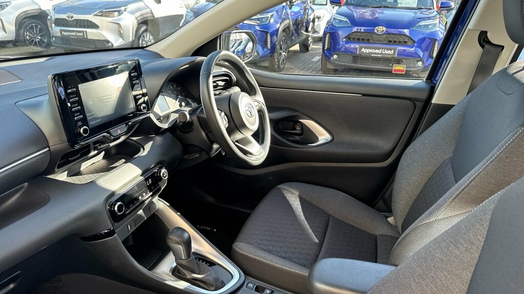 Toyota Yaris 1.5 Vvt-h Icon E-cvt Euro 6 Ss SG72OHT Blue #5