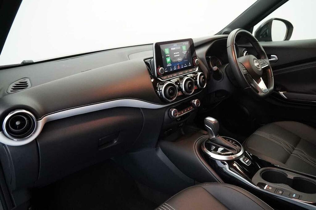 Nissan Juke 1.6 143 Hev Hybrid Premiere Edition With Sat SO72UYV Black #2