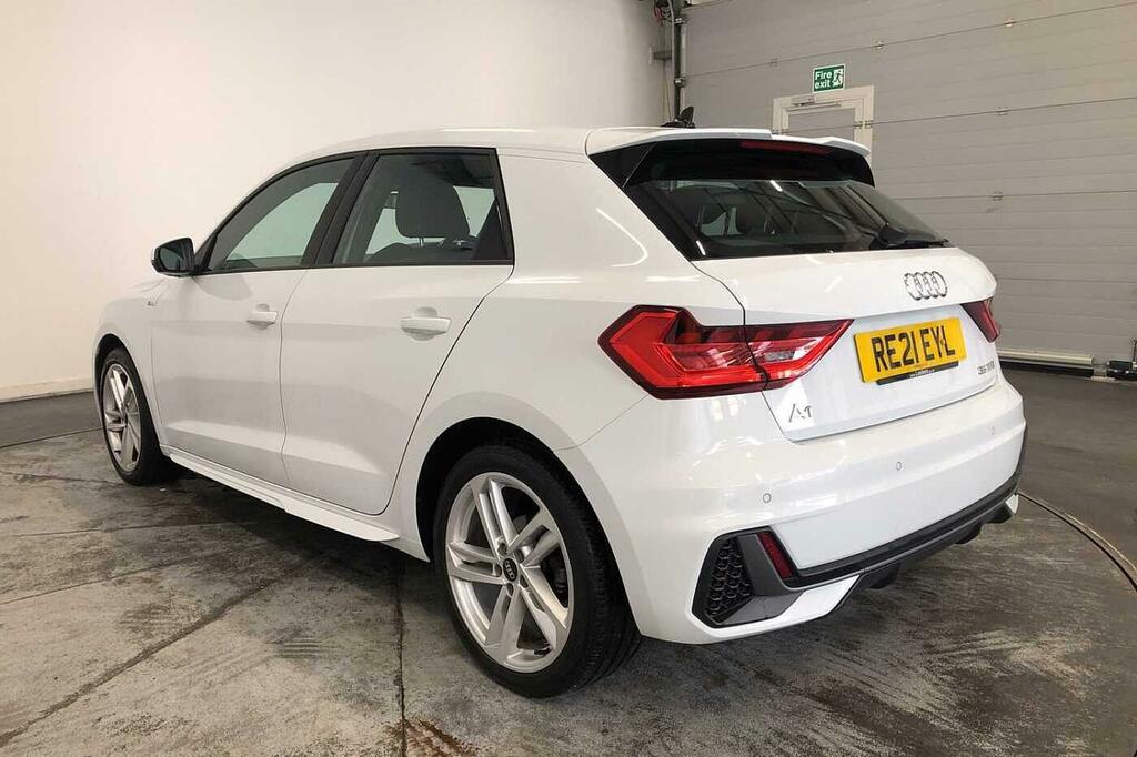 Audi A1 S Line 35 Tfsi 150 Ps S Tronic RE21EYL White #3