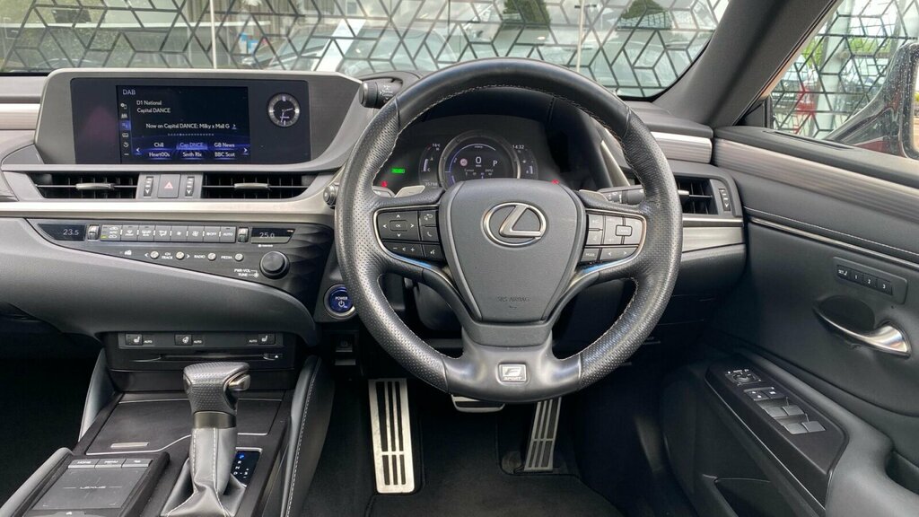 Lexus ES Saloon Grey #45