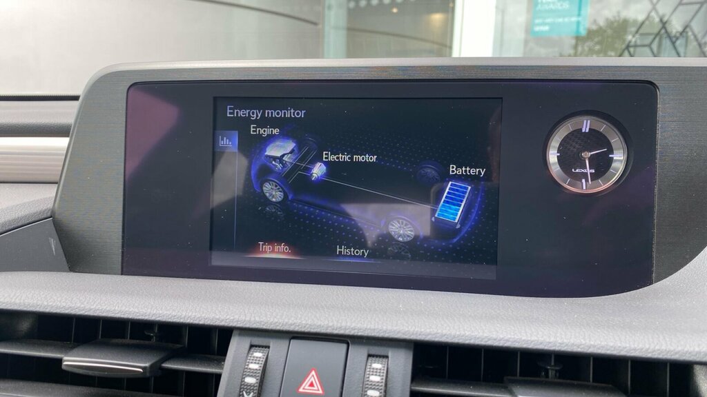Lexus ES Saloon Grey #69