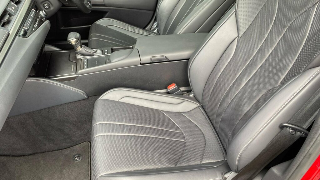 Lexus ES Saloon Grey #64