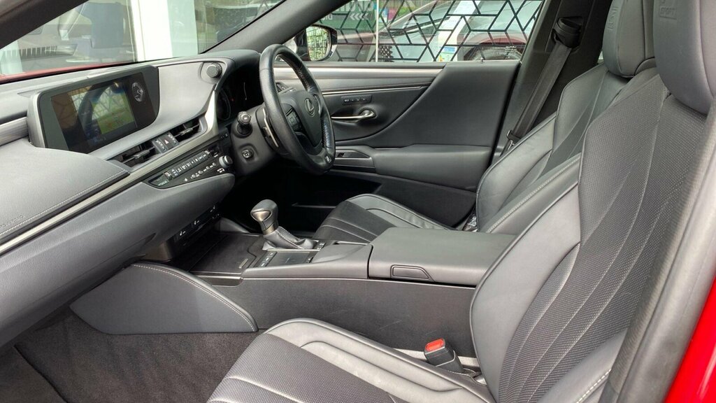 Lexus ES Saloon Grey #30