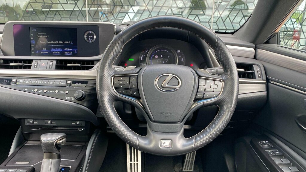 Lexus ES Saloon Grey #28