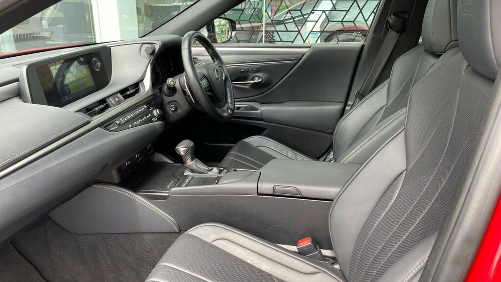 Lexus ES Saloon Grey #43