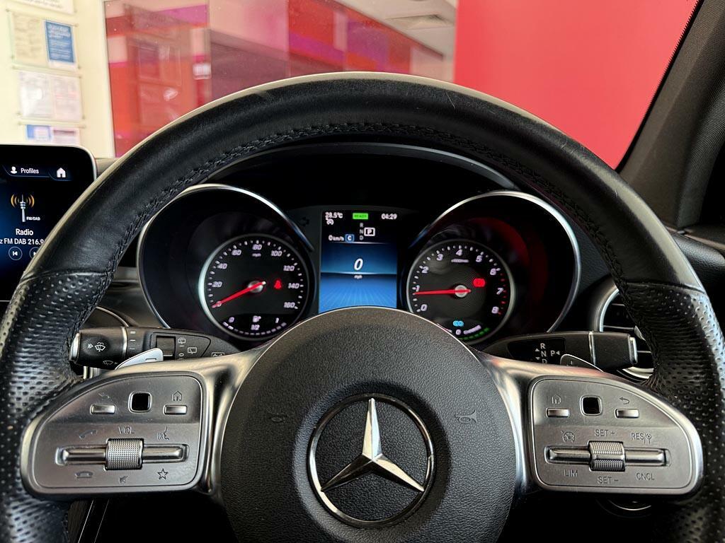 Mercedes-Benz GLC Class Glc 300 4Matic Amg Line 9G-tronic SN70UXH Silver #4