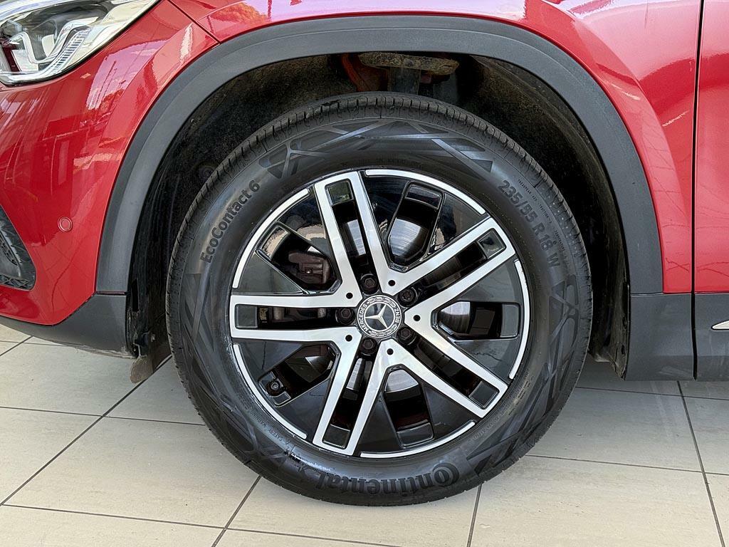 Mercedes-Benz GLA Class Gla 200 Sport Executive SK70WVL Red #6