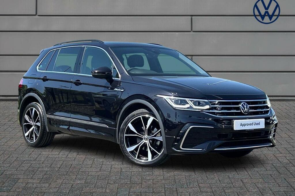 Volkswagen Tiguan 1.5 Tsi 150 R-line Dsg SO22CBU Black #2
