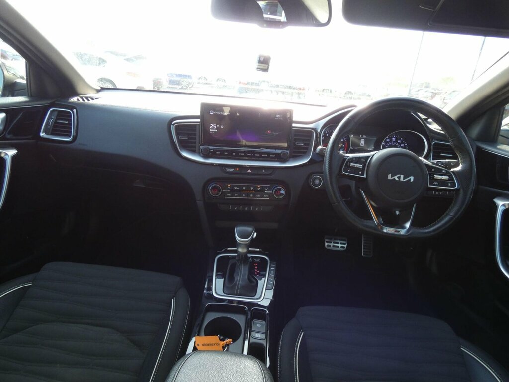 Kia Proceed 1.5 T-gdi Gt-line Shooting Brake Dct Euro 6 Ss Black #3