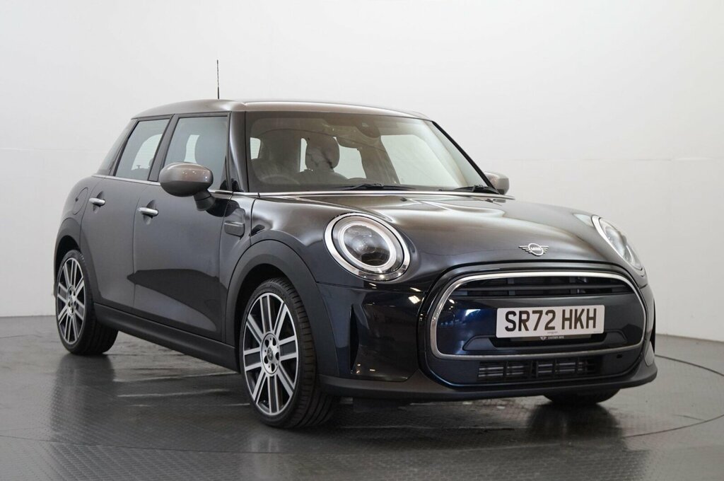 Mini Hatch 5-Door Hatch Cooper Exclusive SR72HKH Black