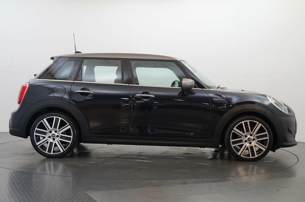 Mini Hatch 5-Door Hatch Cooper Exclusive SR72HKH Black #6