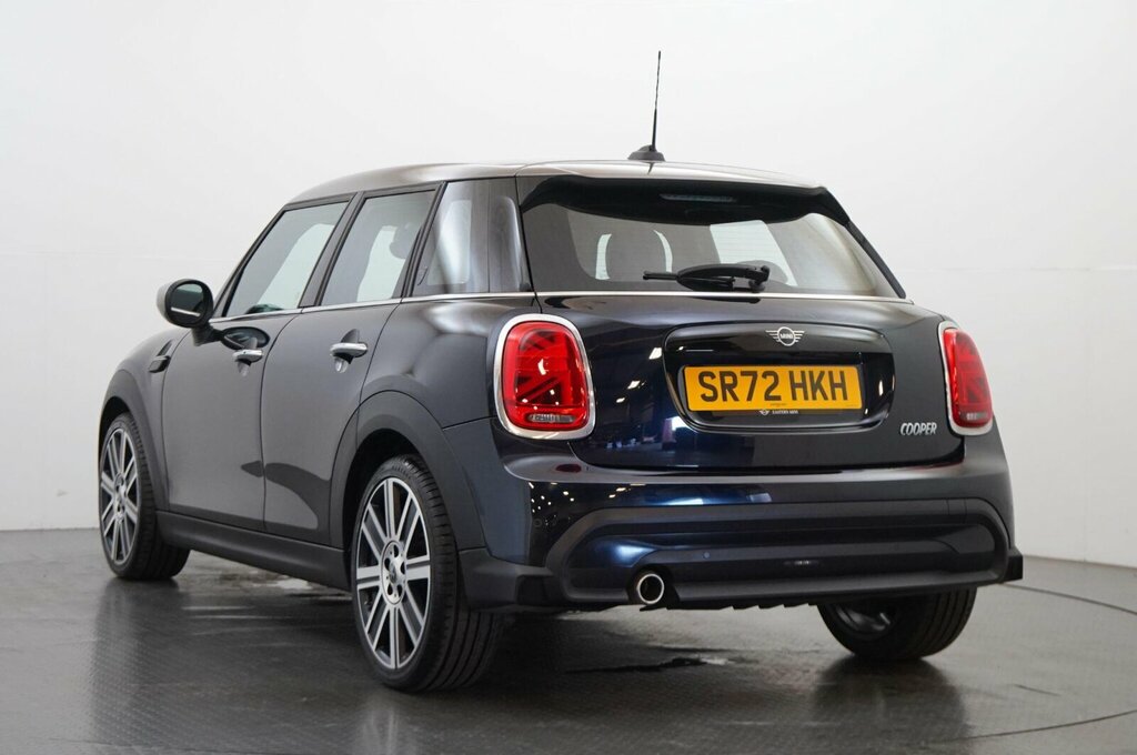 Mini Hatch 5-Door Hatch Cooper Exclusive SR72HKH Black #3