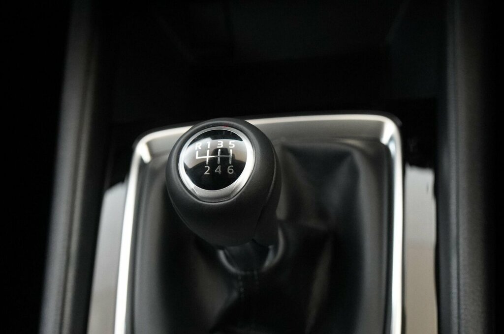 Mazda CX-5 2.0 E-skyactiv G Mhev Centre-line White #13