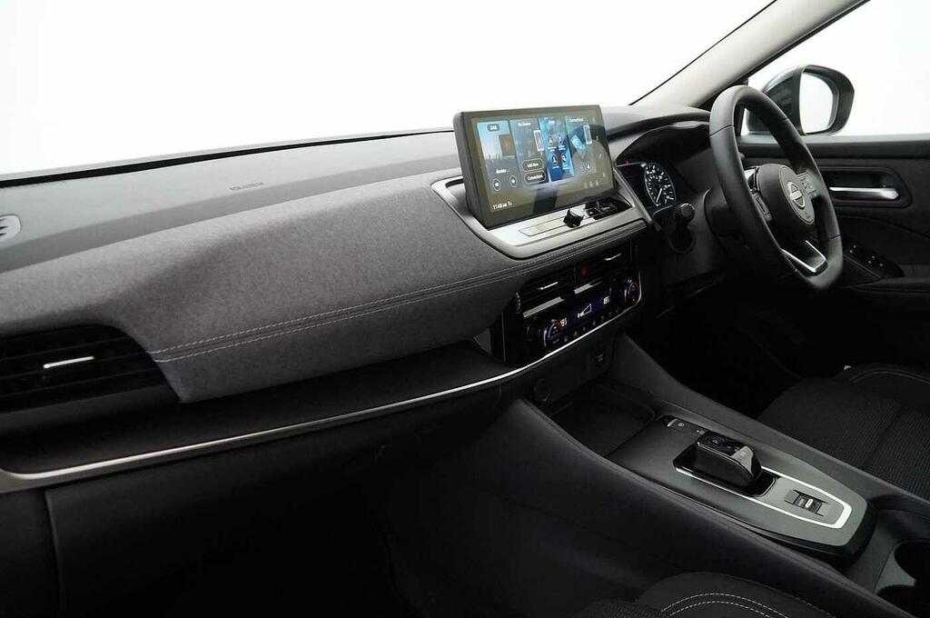 Nissan Qashqai 1.5 205 E-power Acenta Premium With Rear View SL26WRN Grey #2