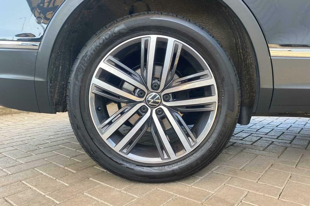 Volkswagen Tiguan Allspace 1.5 Tsi Elegance Dsg FD74CLZ Black #5