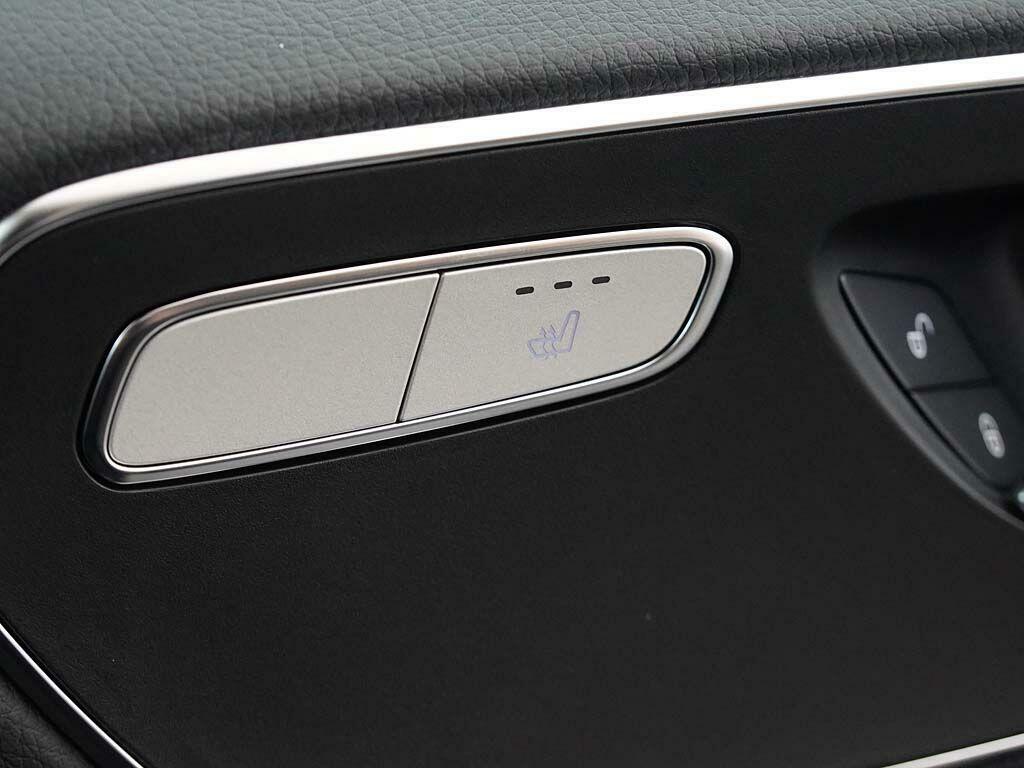 Mercedes-Benz V Class V300d Premium Black #20